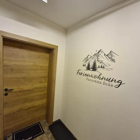 Klausi's Panorama דירה *